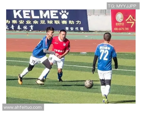 南京足球队与重庆足球队比赛后团队协作分析与反思